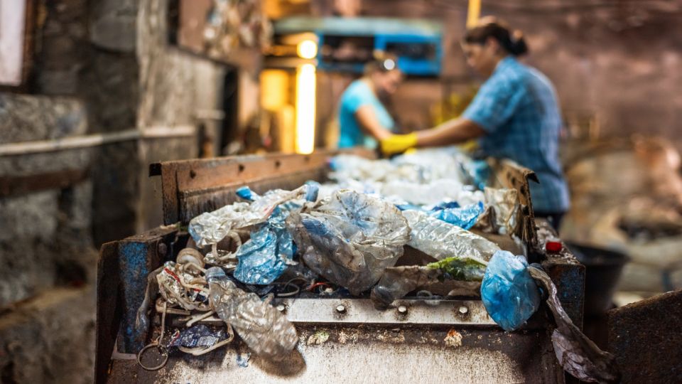 industrial waste recycling conveyor belt